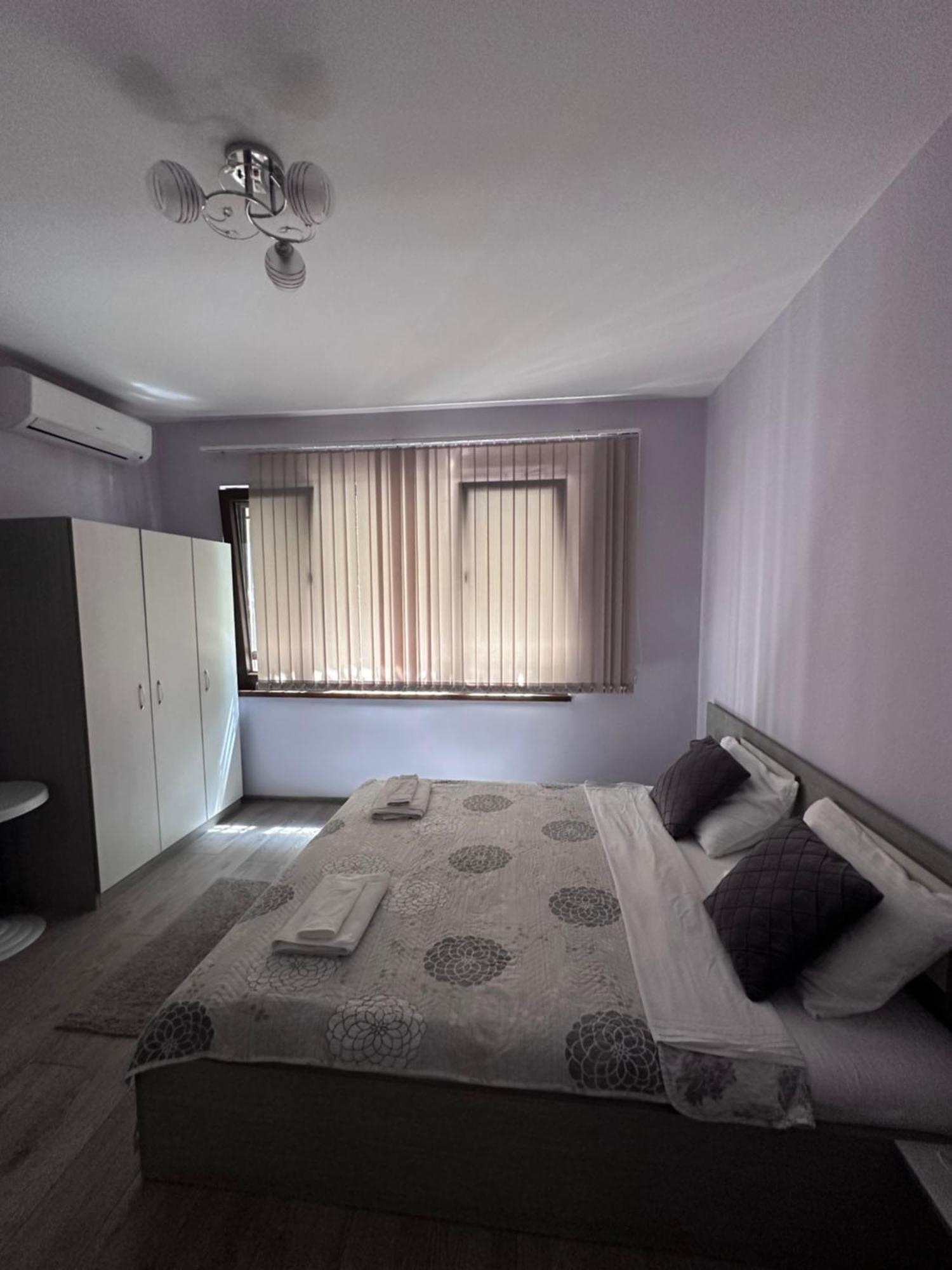 Hotel Saraya à Varna Extérieur photo